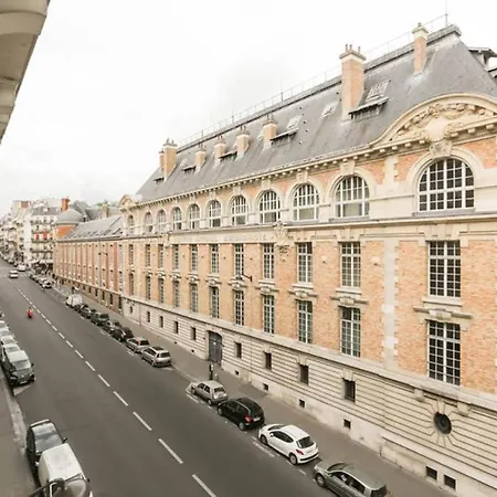 5 District Luxembourg Gardens Appartement *