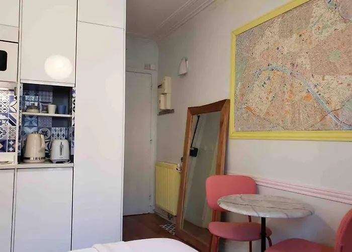 Cozy 5 Luxembourg Garden Aldaro